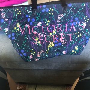 Victoria Secret Duffle Bag